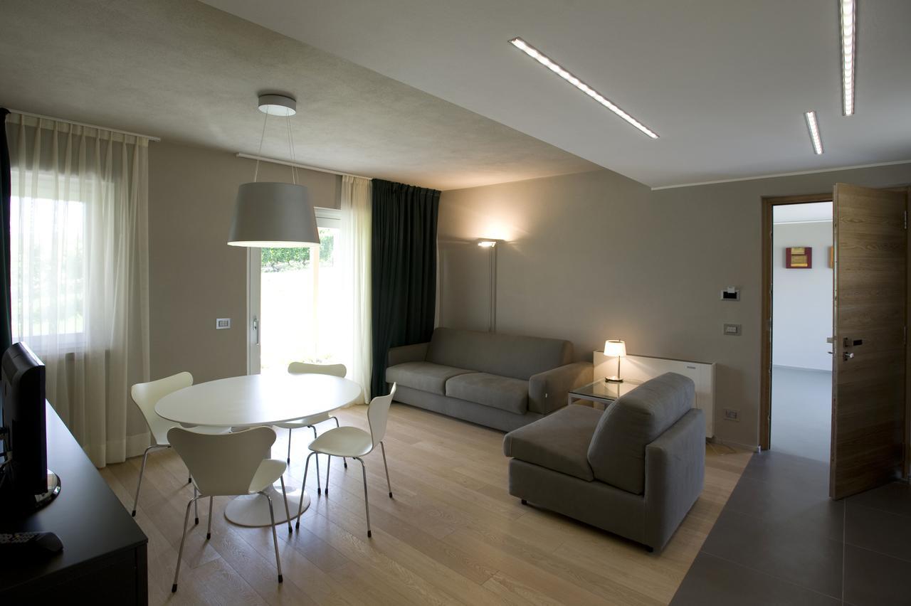 Апартаменты Casa Nelle Vigne Кастильоне-Тинелла Экстерьер фото